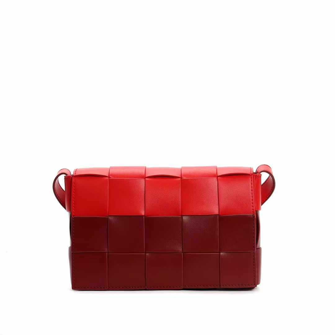 Petit sac carré tressé Sac à bandoulière Sac à bandoulière pour femme